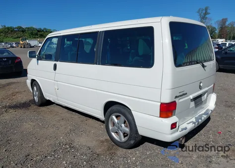 2002 Volkswagen Eurovan Mv z USA, uszkodzony, nr VIN WV2MB47002H011580